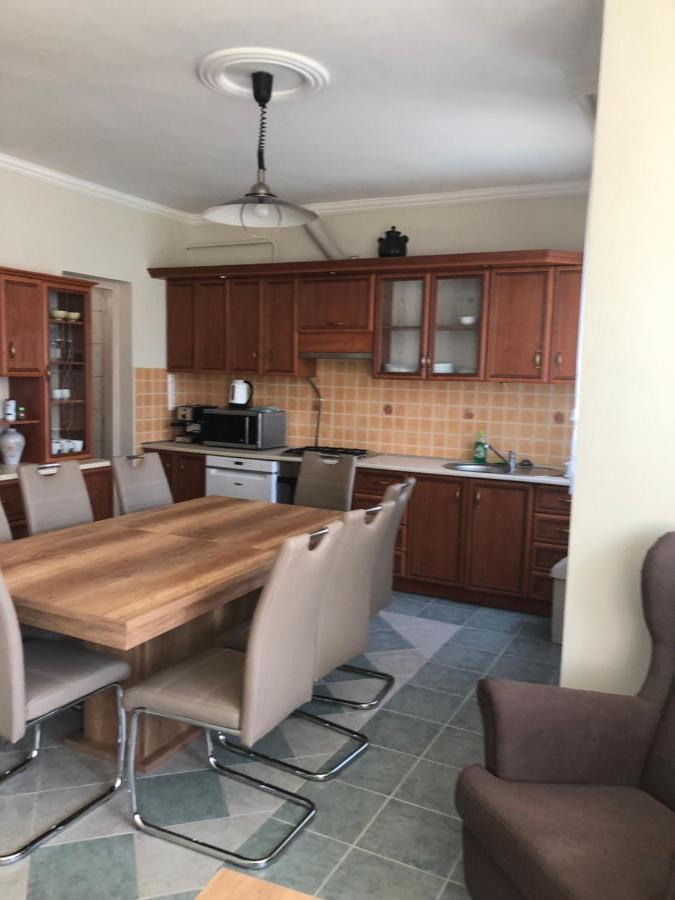 Tulipan Vendeghaz Appartement Hajdúszoboszló Buitenkant foto