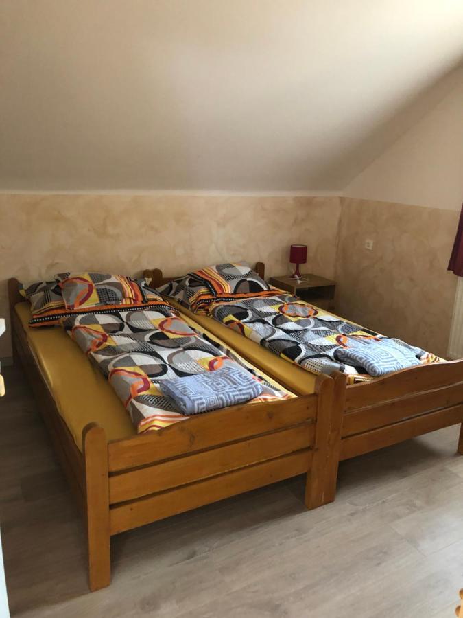 Tulipan Vendeghaz Appartement Hajdúszoboszló Buitenkant foto