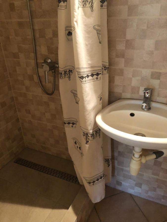 Tulipan Vendeghaz Appartement Hajdúszoboszló Buitenkant foto