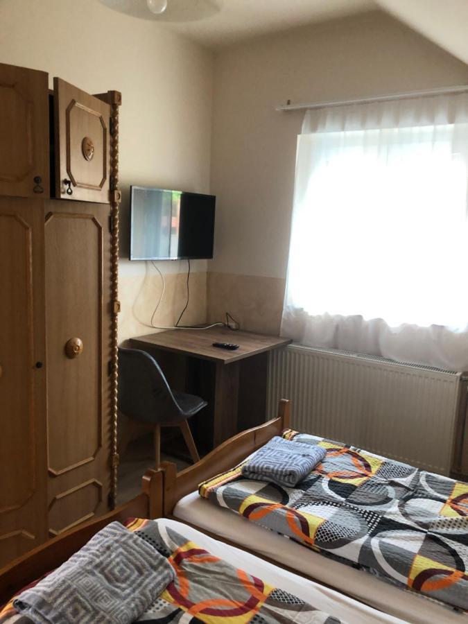 Tulipan Vendeghaz Appartement Hajdúszoboszló Buitenkant foto